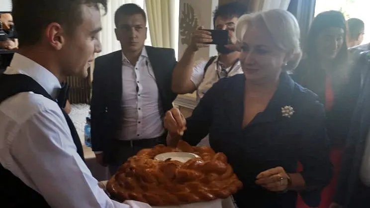 viorica-dancila-falticeni