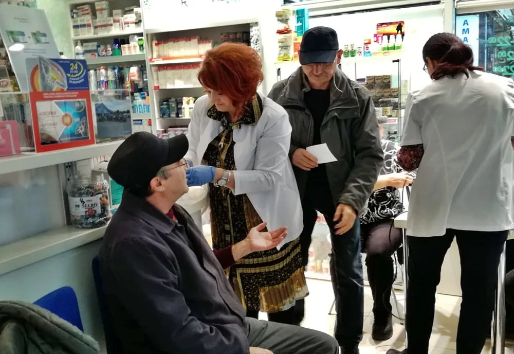 Glicemii măsurate gratuit de studenții USV, de Ziua Mondială a Diabetului
