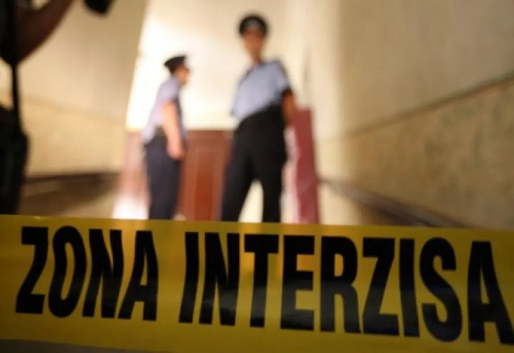 Un bărbat din Vatra Dornei a fost găsit mort în apartament