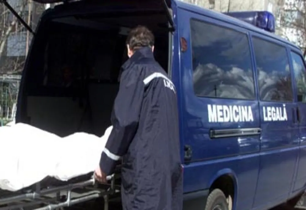 Un bărbat din Gura Humorului a murit într-un autobuz care circula pe ruta Bistrița-Botoșani