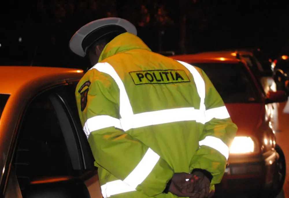 Un tânăr din Câmpulung Moldovenesc s-a ales cu dosar penal pentru că a refuzat să i se testeze alcoolemia