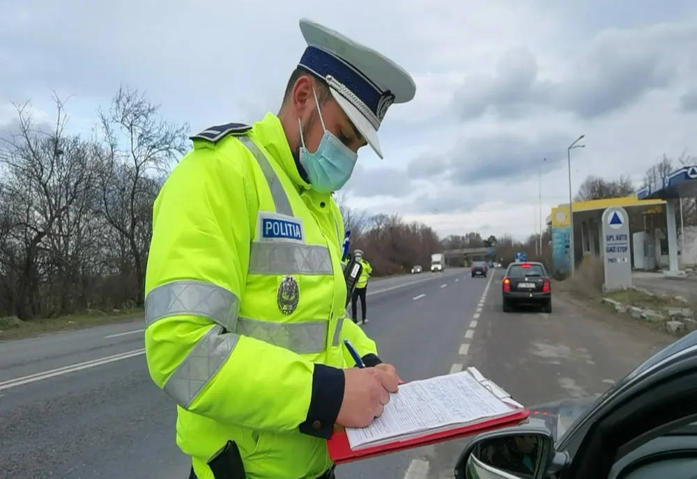 Amenzi în valoare de 20.252 lei aplicate de poliţişti