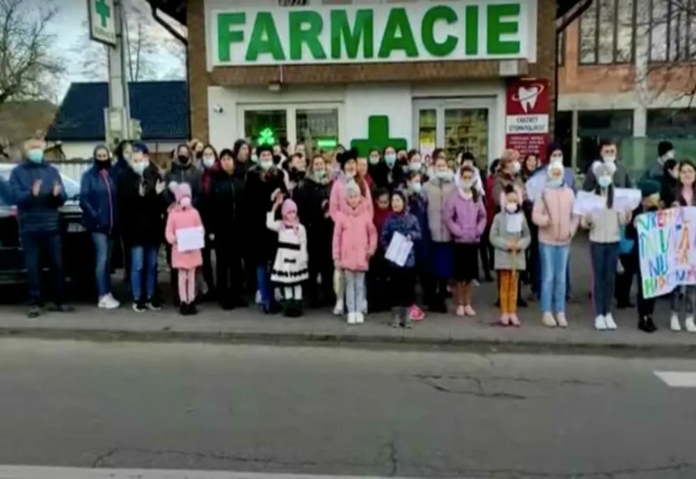 Proteste, duminică, faţă de restricţiile adoptate în pandemie