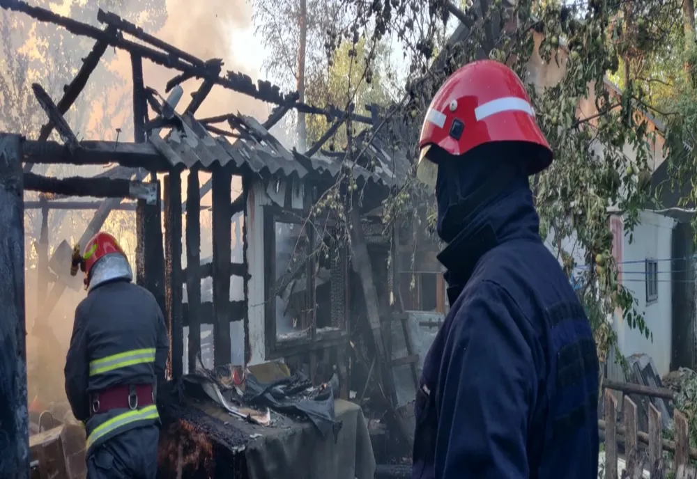 Gospodărie incendiată intenționat la Zvoriștea