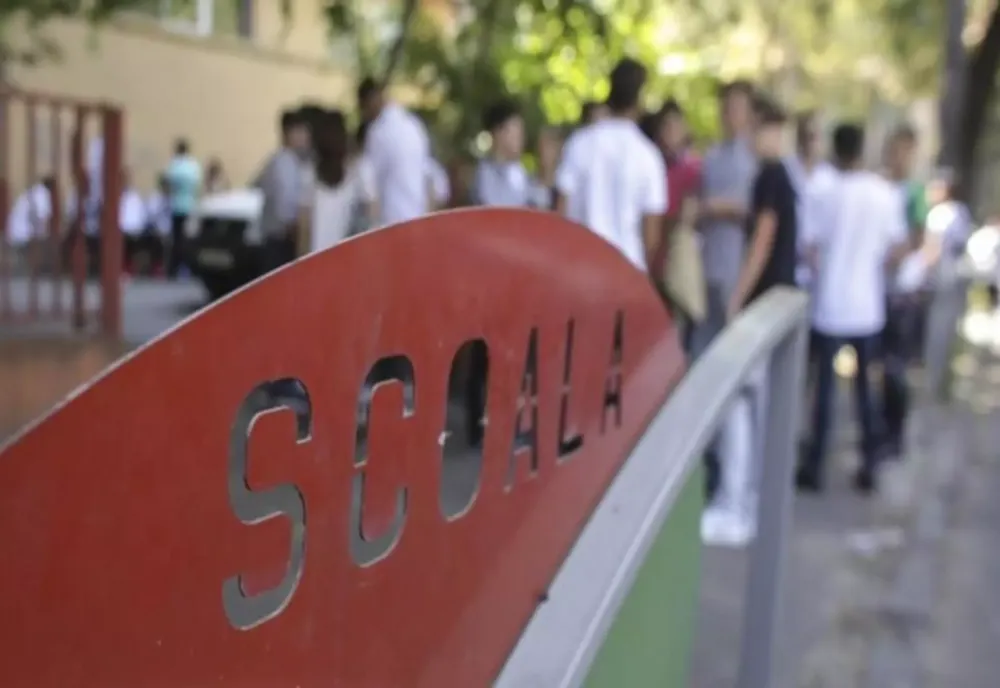 Noul regulament de funcţionare a şcolilor - elevii NU mai pot fi exmatriculaţi