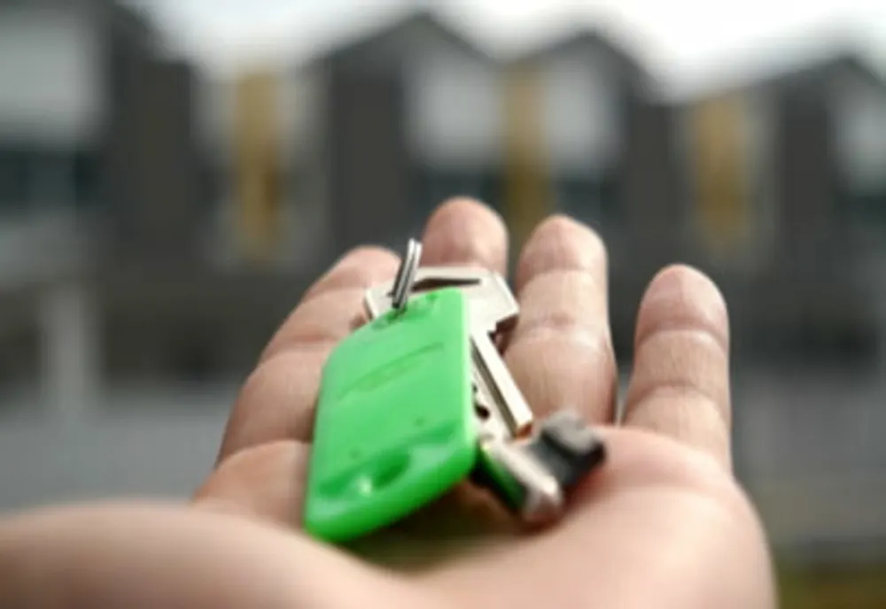 Lovitură dură pentru românii care locuiesc în chirie: prețurile ar putea exploda anul acesta. Ce MODIFICĂRI au pregătit guvernanții