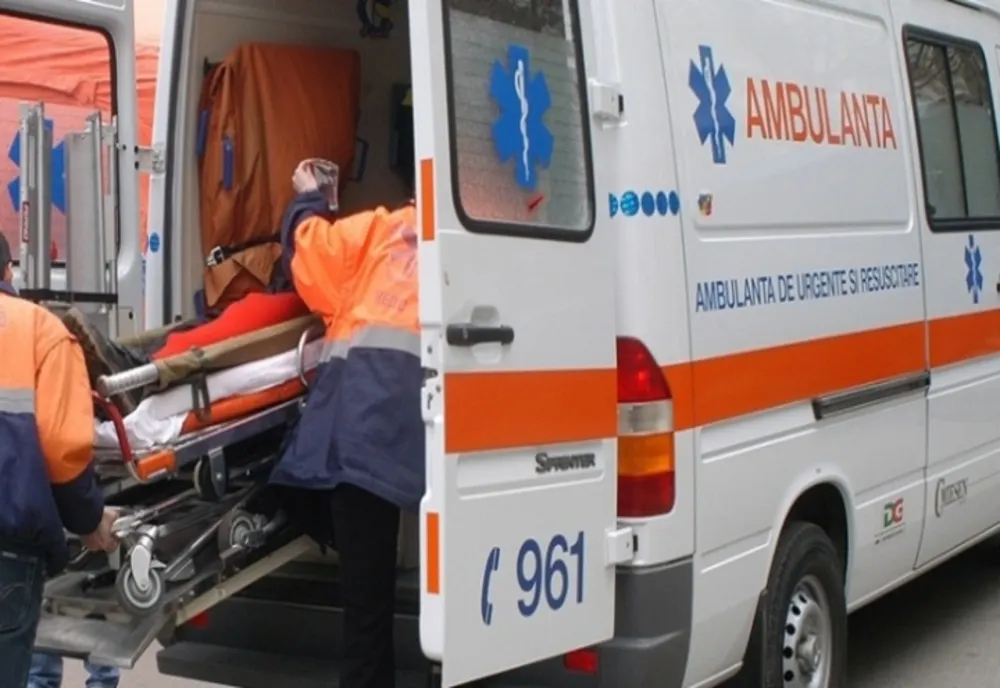 Culmea ghinionului! Bărbat din Suceava, lovit de două mașini, în aceeași zi - a ajuns în comă la spital
