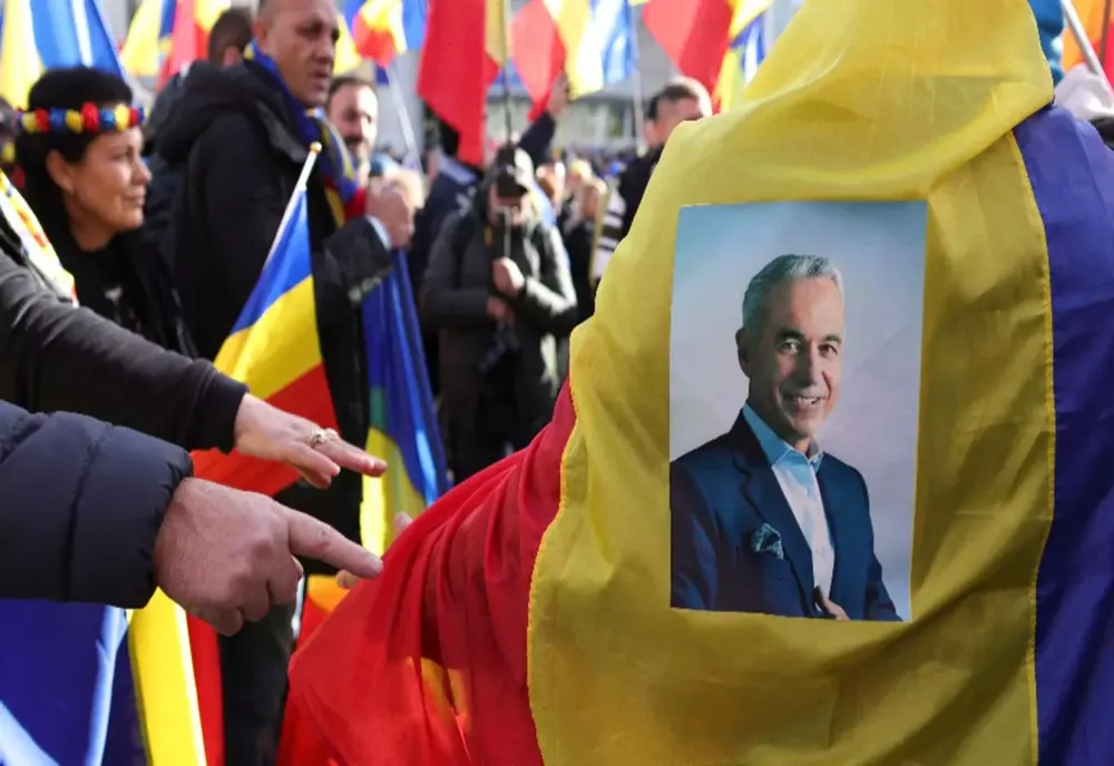 MANIFEST PENTRU DEMOCRAȚIE. POPORUL IESE, ASTĂZI, ÎN STRADĂ, DE ZIUA LUI CĂLIN GEORGESCU. REALITATEA PLUS, ALĂTURI DE ROMÂNII PATRIOȚI