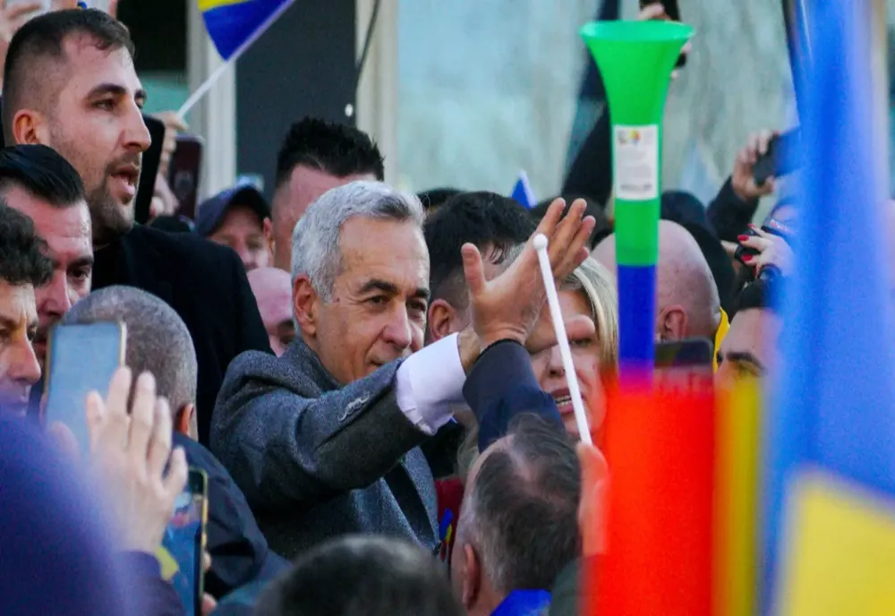 DOAR O ZI PÂNĂ LA MANIFESTAȚIA PRO CĂLIN GEORGESCU. PE 26 MARTIE, ROMÂNII ÎL SĂRBĂTORESC ÎN STRADĂ PE FOSTUL CANDIDAT LA PREZIDENȚIALE