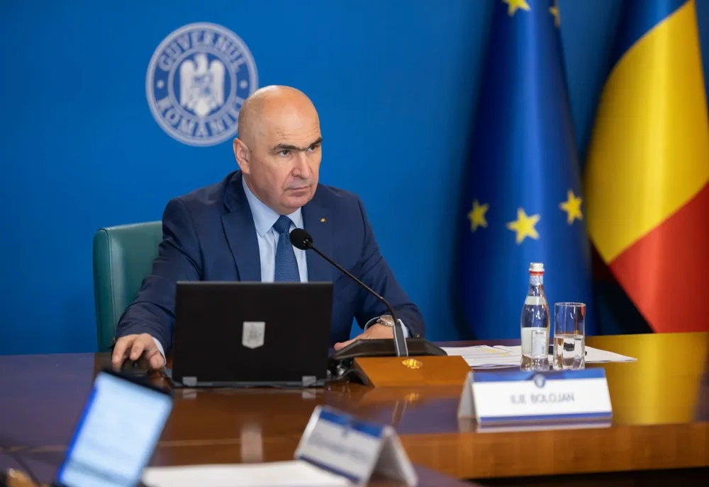 GUVERNUL BOLOJAN LIMITEAZĂ RETRAGEREA BANILOR DIN PILONUL 2 DE PENSII: DOAR 30% ÎN PRIMA TRANȘĂ