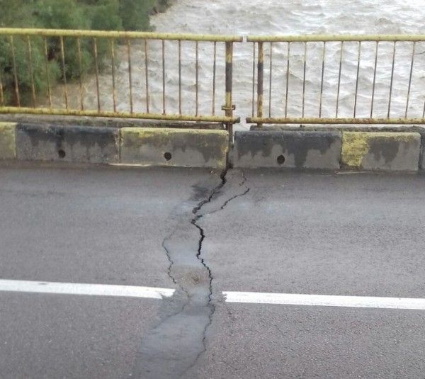 fisuri pod Milișăuti