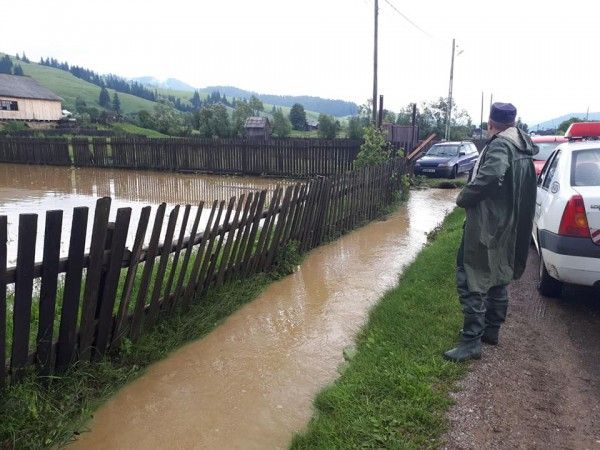 inundații