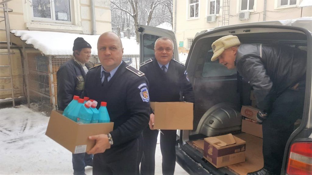 cadouri politisti locali