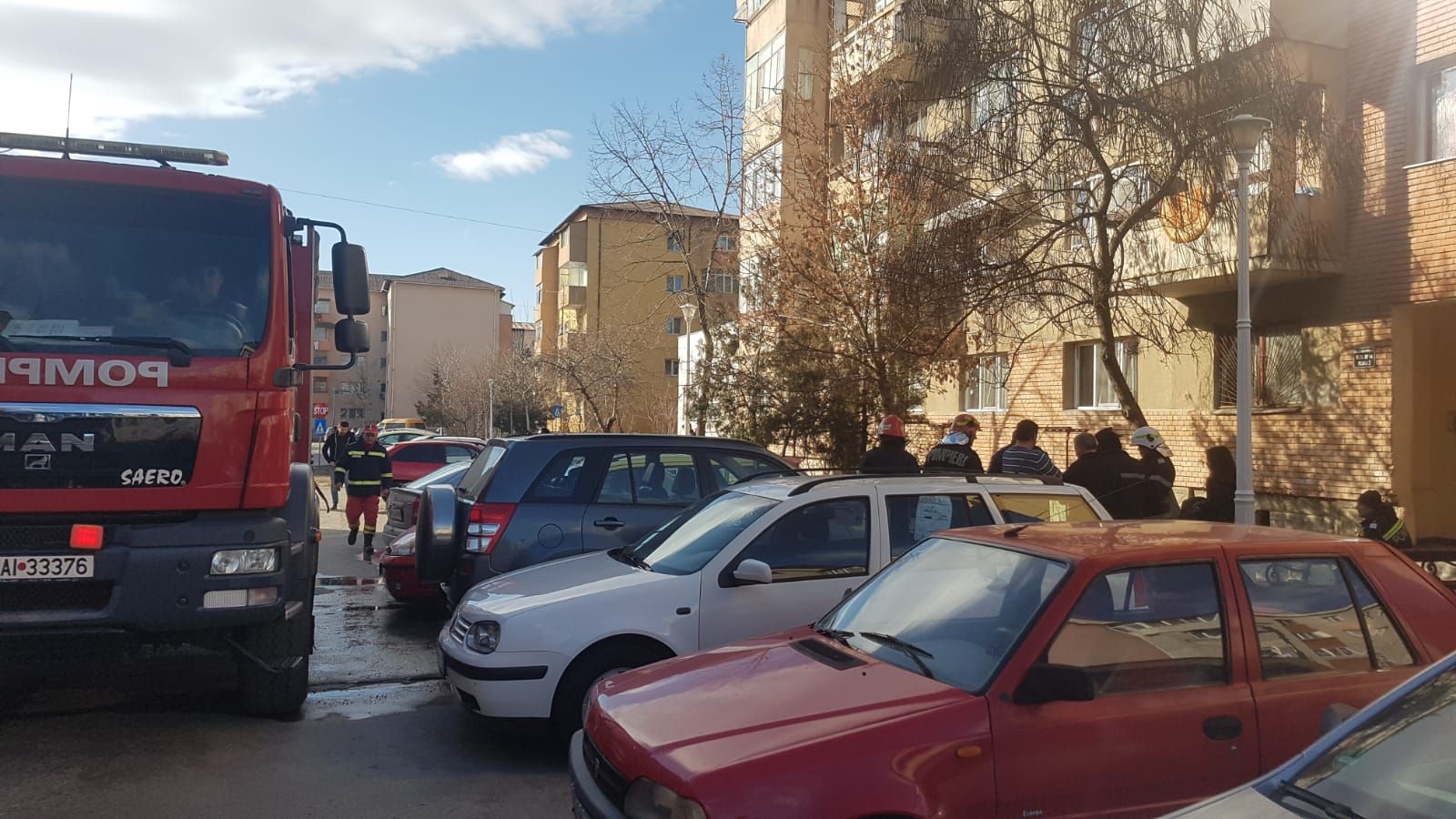 incendiu echipaje pompieri