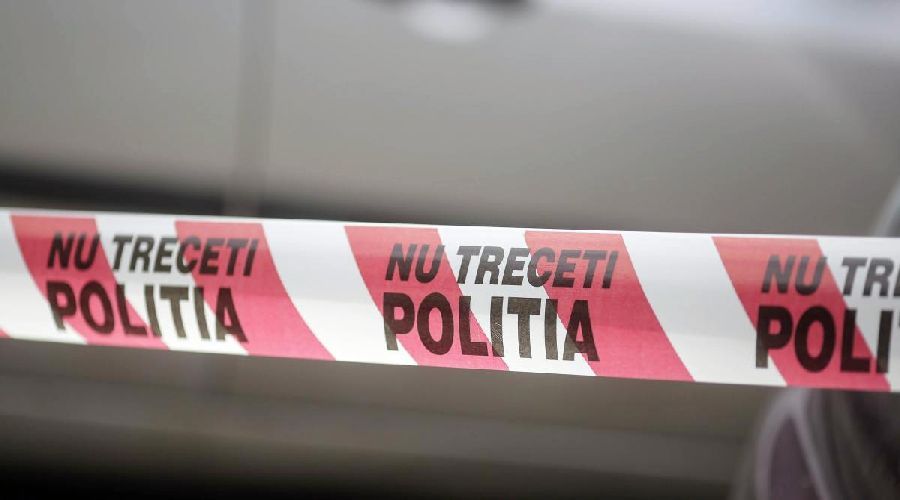 bărbat găsit mort