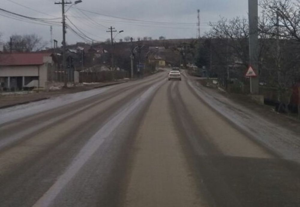 Ninsori slabe în zona Moldovei. Vezi cum se circulă pe drumurile naționale
