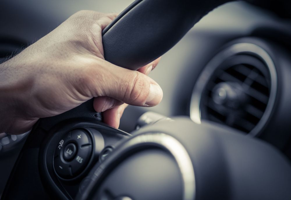 Control judiciar pentru un șofer din Volovăț care s-a urcat la volan aproape în comă alcoolică