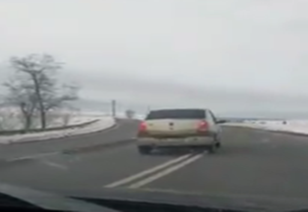 Prefectura Suceava ia măsuri împotriva angajatului filmat că circula în zig-zag cu mașina de serviciu VIDEO 
