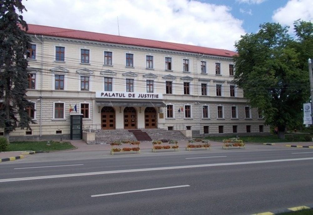 Trei angajați ai Tribunalului Suceava sunt infectați cu COVID 19