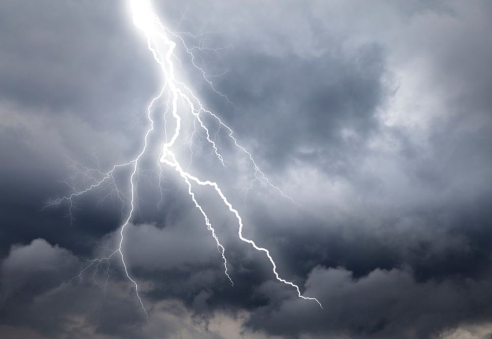 Mai multe județe din țară sub avertizare meteo