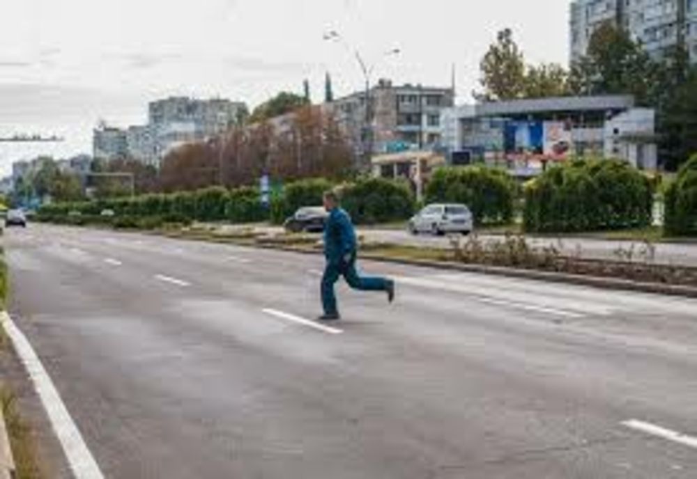 Pietoni accidentați când au încercat să traverseze neregulamentar