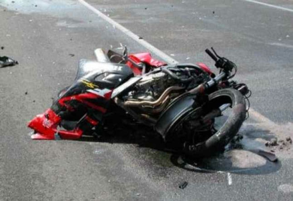 Doi tineri și-au pierdut viața pe un drum din Suceava! Ambii erau pe motocicletă