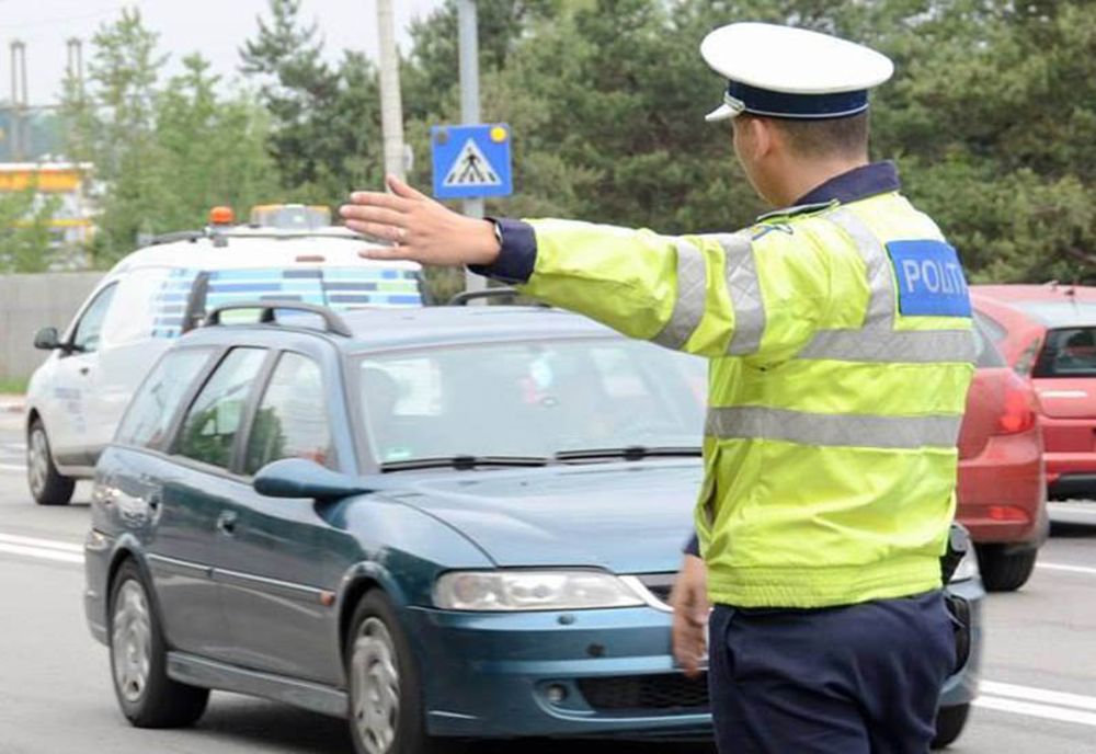 Un șofer a refuzat testarea cu aparatul etilotest. Ce a pățit acesta