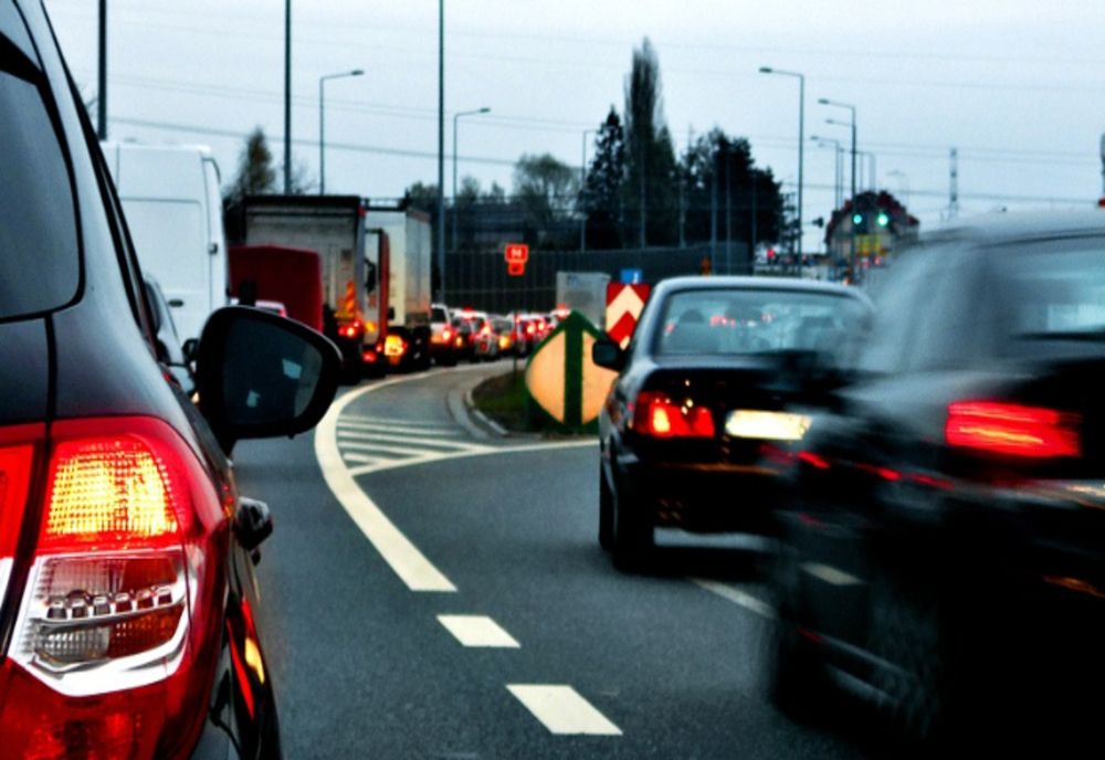 Piața auto din România, dominată de mașini și camioane Euro 3 și Euro 4