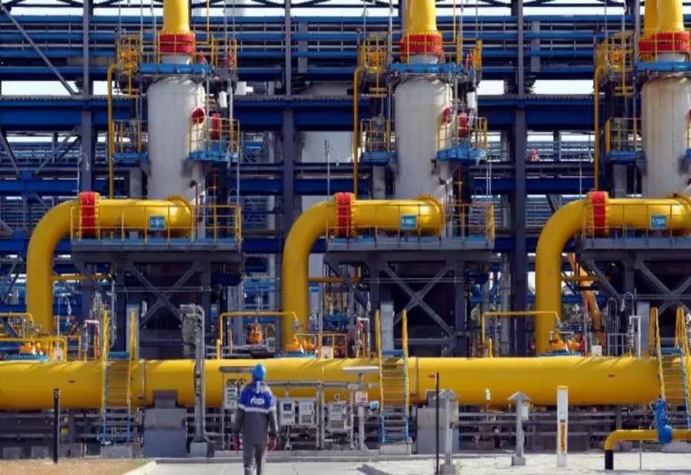 Petrolul și gazele ajută Rusia să treacă peste sancțiunile economice. Peste 3 miliarde de euro pentru „zile negre”