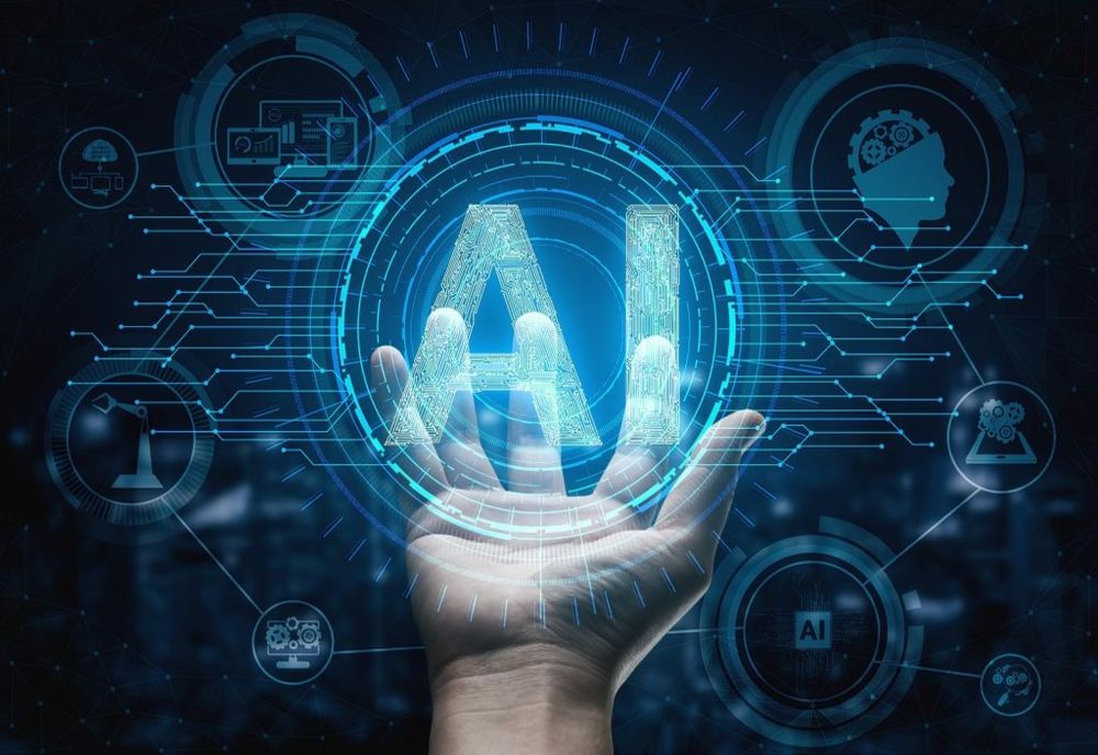 Bărbatul "ideal" şi femeia "ideală", creaţi de un program AI. Cum arată