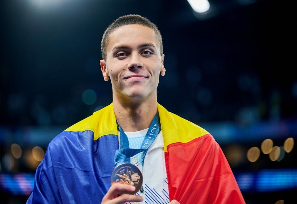 David Popovici, ales înotătorul anului în Europa. Românul domină sezonul 2025
