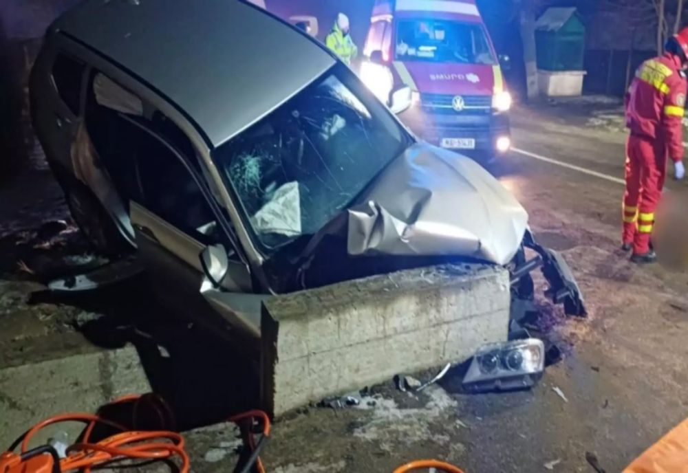 Grav accident produs în Suceava! 4 tineri au fost răniți