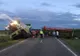 Trafic blocat pe DN 2, la intersecția cu localitatea Calafindești, după ce un utilaj agricol a ajuns de-a curmezișul pe șosea FOTO