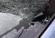 Mașina șefului Serviciului de Ordine Publică din cadrul Poliției Locale Suceava a fost vandalizată în plină zi VIDEO