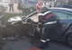 Accident la intrare în municipiul Fălticeni. Trei persoane rănite, dintre care două încarcerate FOTO