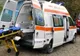 Un muncitor a ajuns la spital după ce s-a răsturnat cu un utilaj de compactare