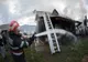 Incendiu puternic în comuna Vama. Au fost afectate două gospodării VIDEO