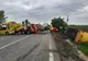 Cisternă încărcată cu motorină, răsturnată pe DN 2 / Traficul în zonă a fost îngreunat ore bune