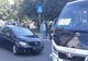 Două persoane rănite, în urma coliziunii dintre un mini-autobuz electric și un autoturism FOTO