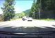 Motociclist rănit după coliziunea cu o autoutilitară VIDEO
