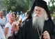 Arhiepiscopul Sucevei şi Rădăuţilor recomandă preoţilor să ceară ‘cu decenţă’ contribuţiile băneşti