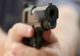 Cercetat în libertate, după ce a descărcat un pistol cu bile în capul unui șofer