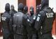 Grup infracţional specializat în fapte de șantaj, destructurat! Cât cereau indivizii taxă de protecție
